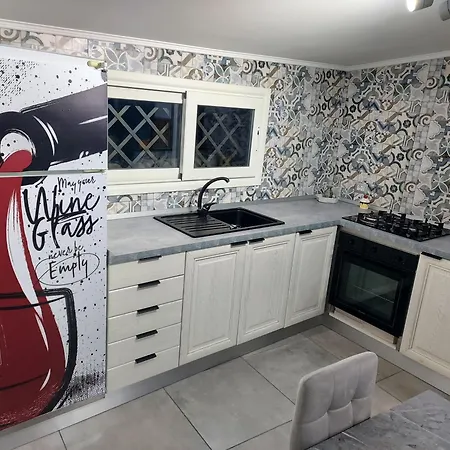 Blu Etna * זפראנה אטניאה