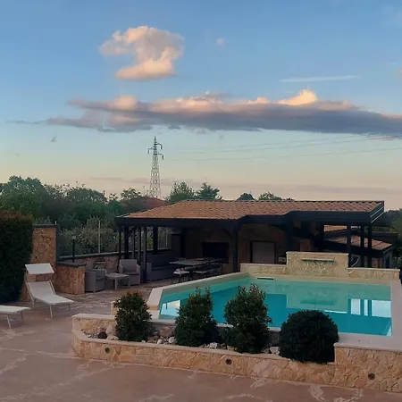 בית נופש Blu Etna *