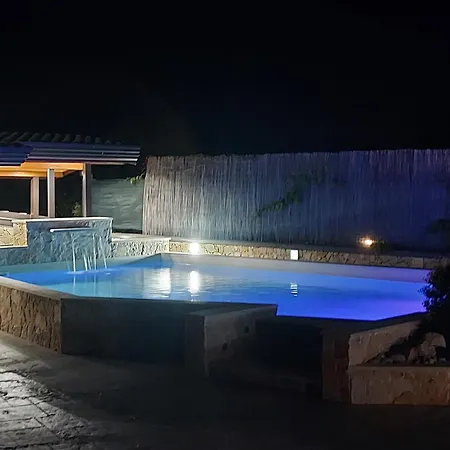 Blu Etna * זפראנה אטניאה