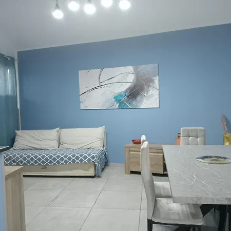 Blu Etna * זפראנה אטניאה